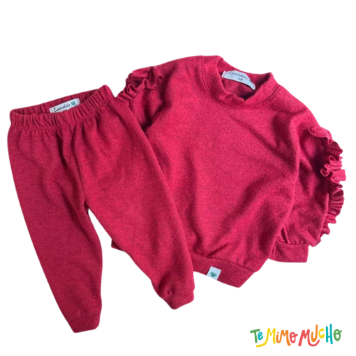 Conjunto de buzo y babucha lanilla rojo con volados